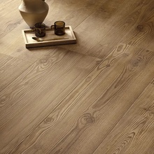 Isla Tiles Essence 20x120, geglazuurd keramisch graniet, Italië, hout - interieurfoto 1 Isla Tiles Essence 20x120, geglazuurd keramisch graniet, Italië, hout - interieurfoto 1 - foto 1