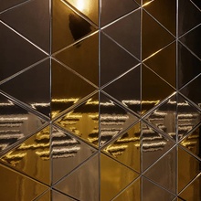 Petracer's Triangolo 17x17 см, keramiek, Italië, goud en edelmetalen - interieurfoto 1 - foto 3