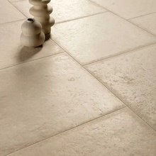 Ricchetti Salentina 48,1x48,1, geglazuurd keramisch graniet, Italië, andere soorten steen - interieurfoto 1 - foto 3